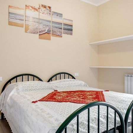 Appartamento Luni Mare Bright Terrace Flat With Parking Marinella di Sarzana Esterno foto